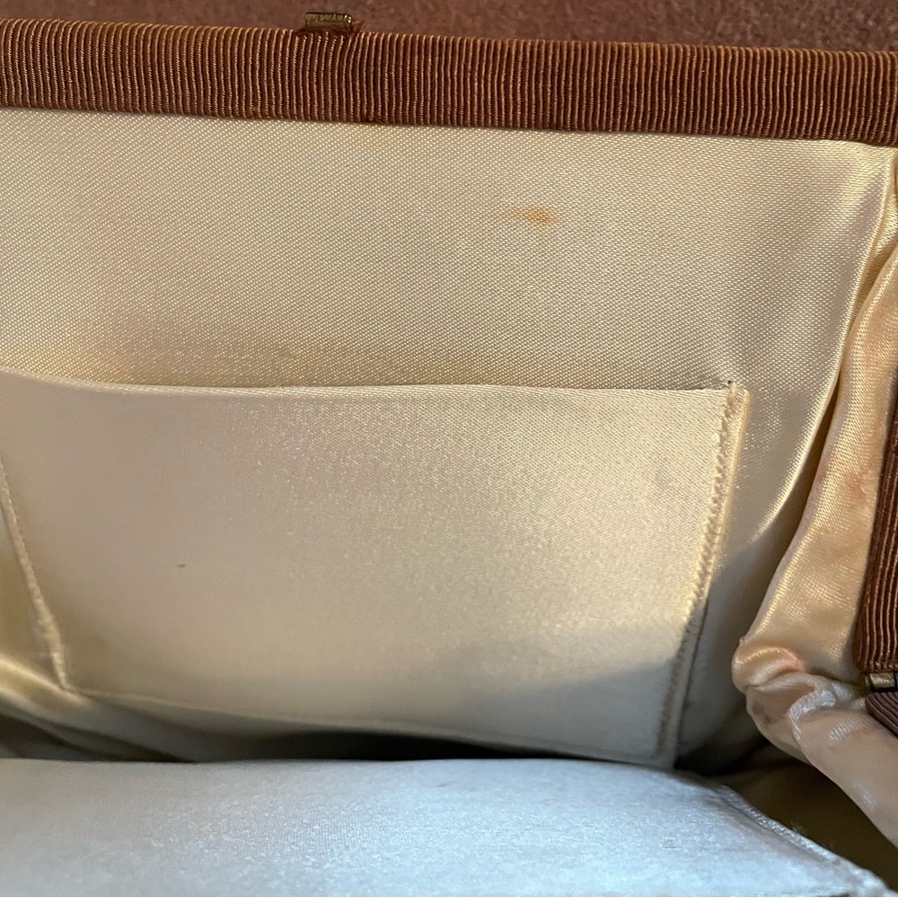 Vintage Floral Embroidered Brown and Cream Handbag - Picture 12 of 16